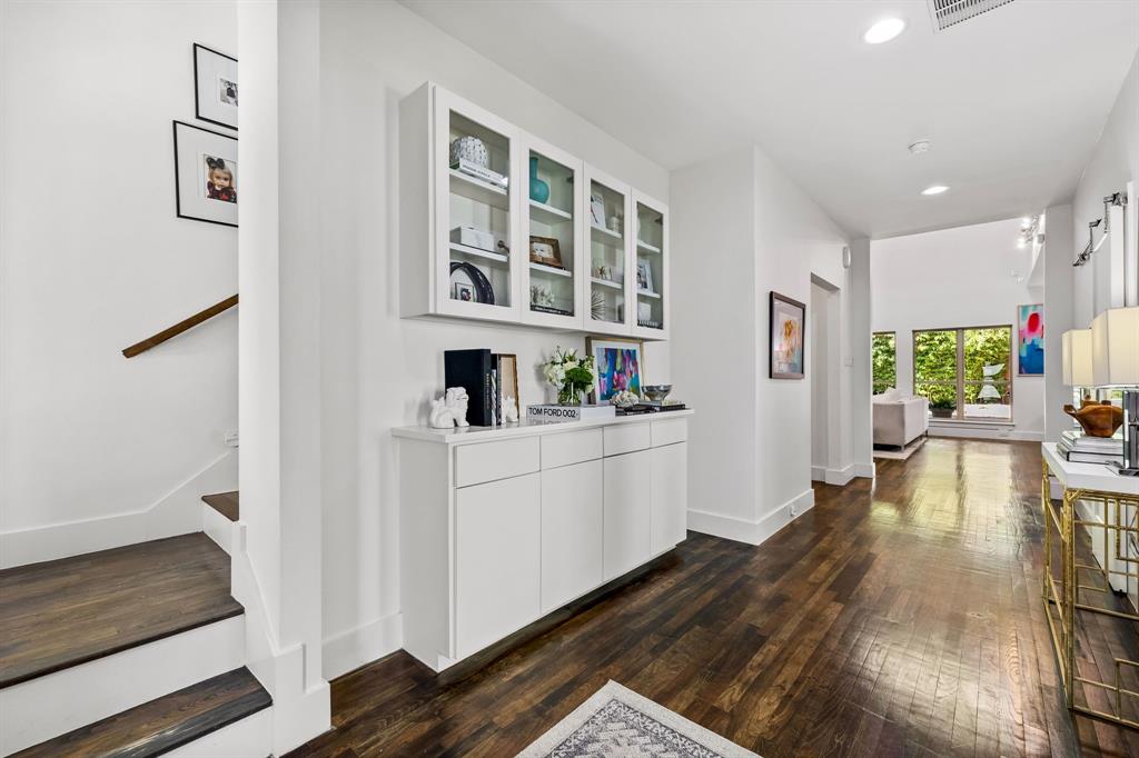 3811 Valley Ridge Road