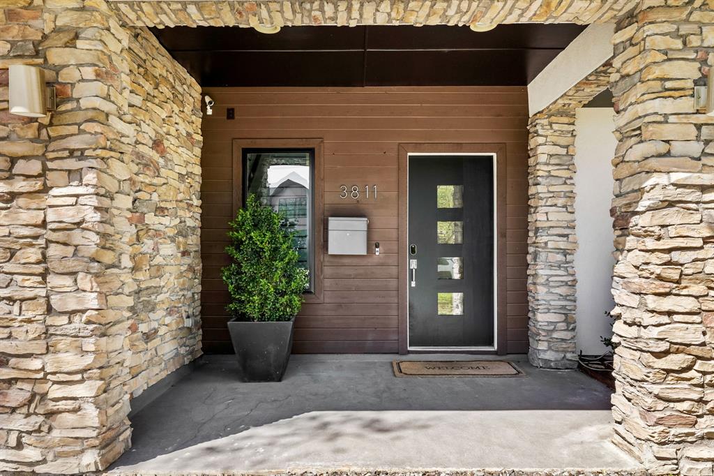 3811 Valley Ridge Road