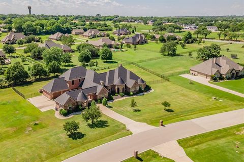 Photo of 112 Diamond Rose Drive, Burleson, TX 76028 (MLS # 21258509)