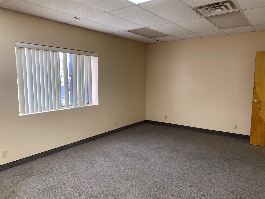 River East - Commercial Lease