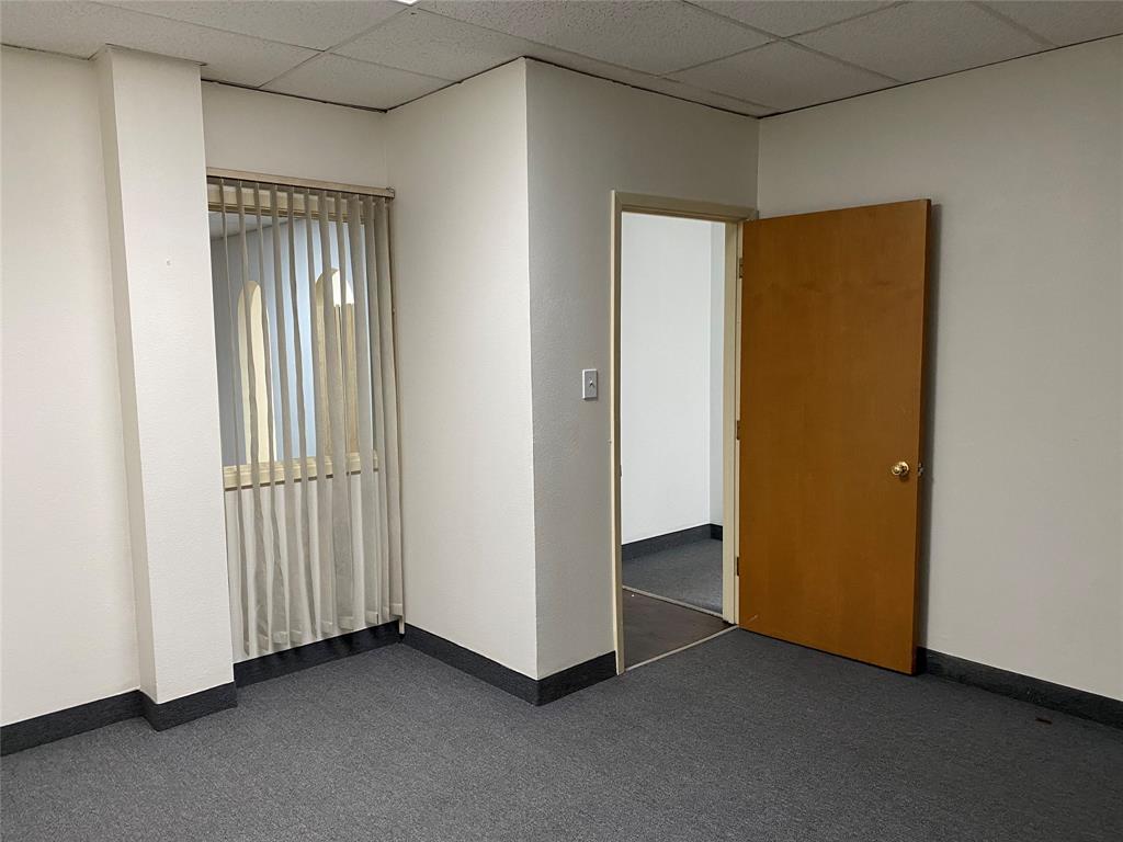 River East - Commercial Lease