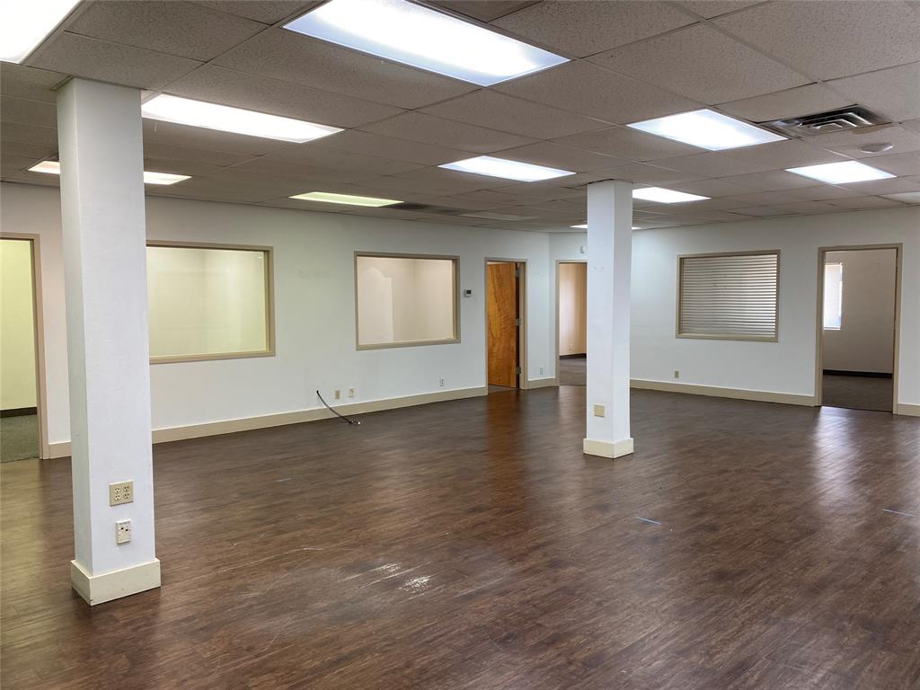 River East - Commercial Lease