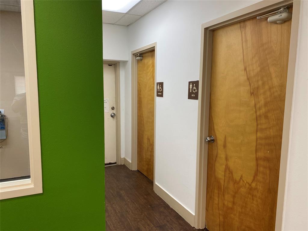 River East - Commercial Lease