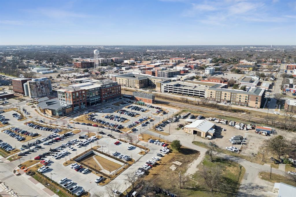 H & T C Railroad Add - Commercial Sale