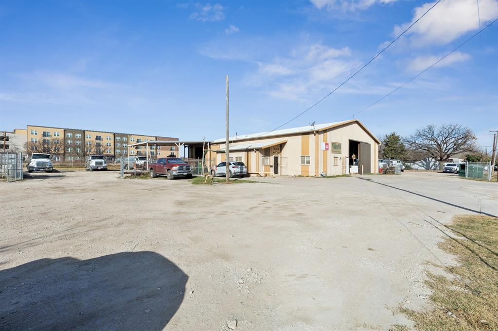 H & T C Railroad Add - Commercial Sale