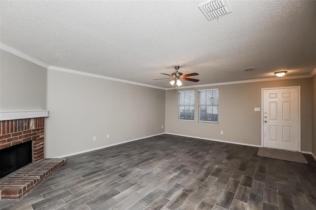 Burleson Meadows - Residential Lease