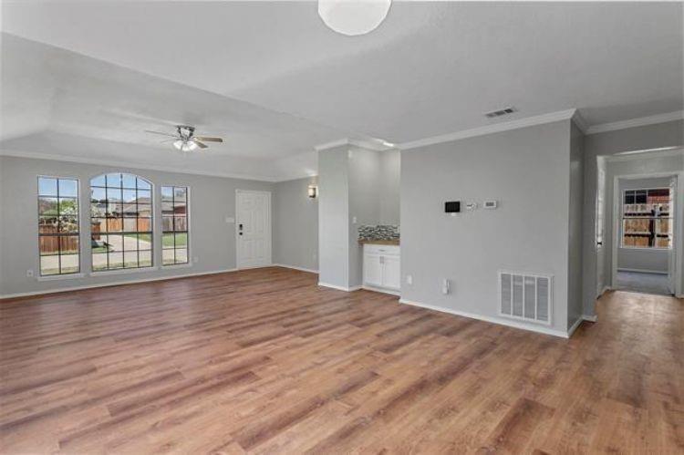 Huntington Village Ph III Add - Residential Lease