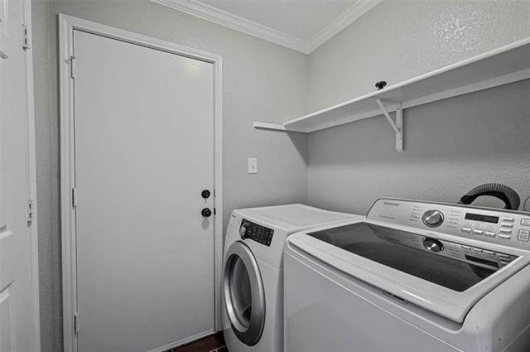 Huntington Village Ph III Add - Residential Lease