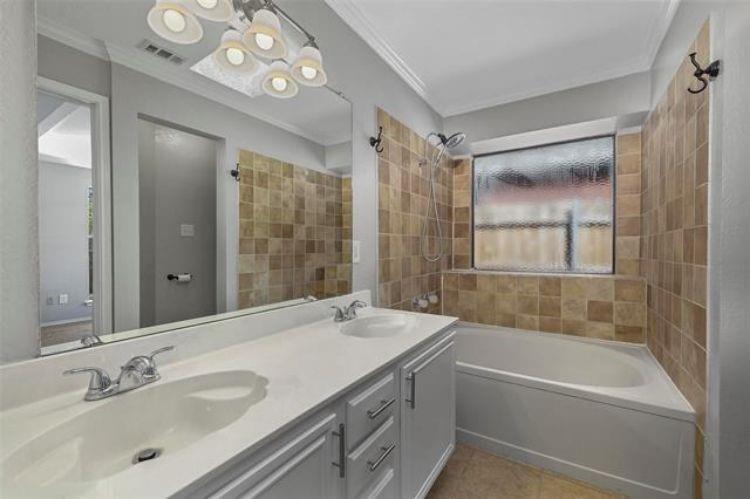 Huntington Village Ph III Add - Residential Lease