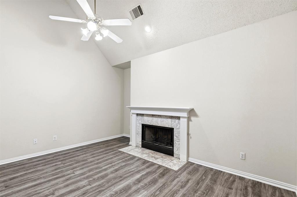 306 Santa Fe Trail