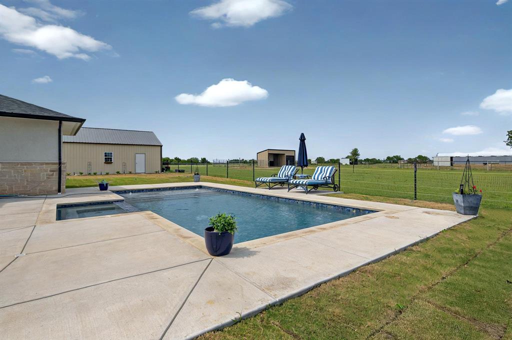 Krum, Texas 76249, United States, 5 Bedrooms Bedrooms, ,4 BathroomsBathrooms,Residential,Active,133027