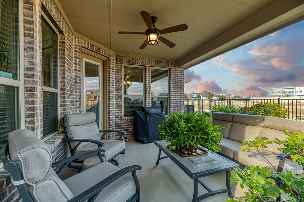 Tavolo Park Un 121 - Residential