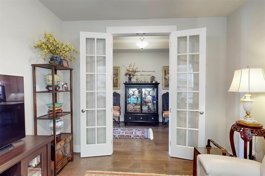 Tavolo Park Un 121 - Residential