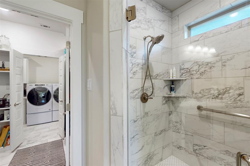 Tavolo Park Un 121 - Residential