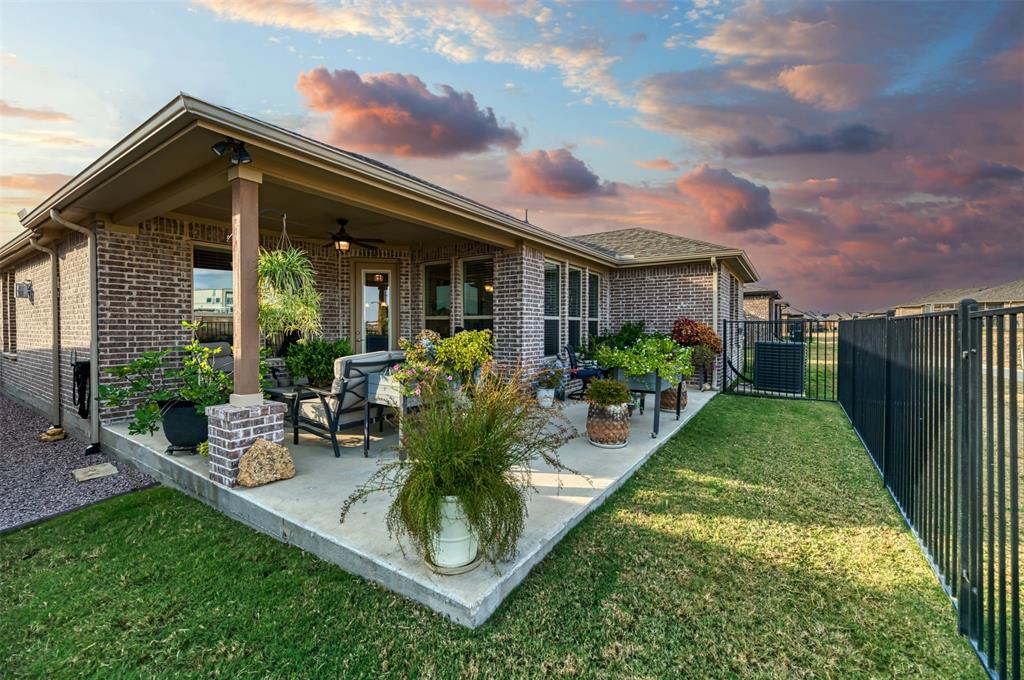 Tavolo Park Un 121 - Residential