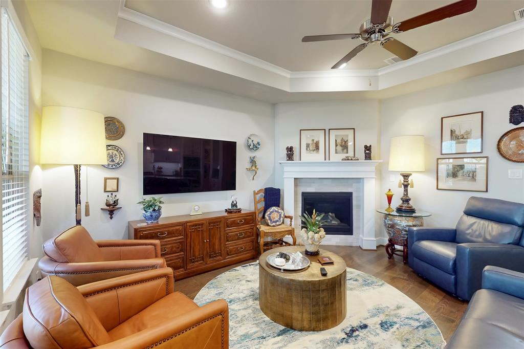 Tavolo Park Un 121 - Residential