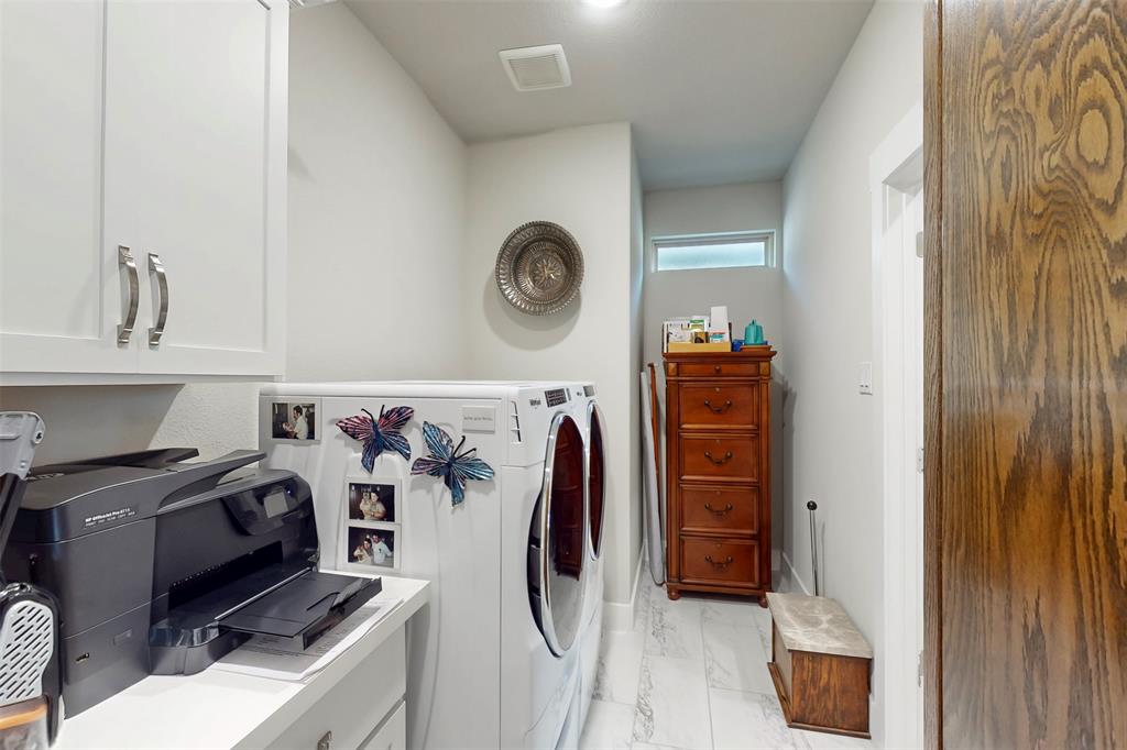 Tavolo Park Un 121 - Residential