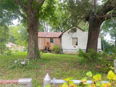 701 Eleanor Street Gladewater TX 75647