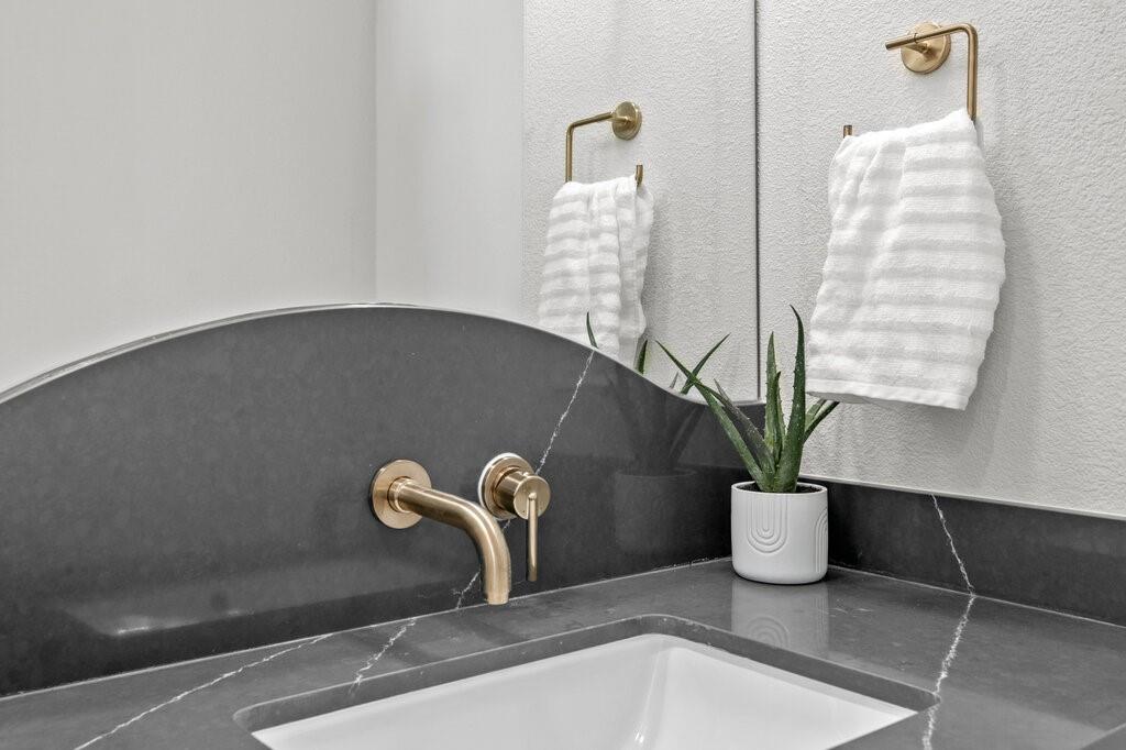 Estates atHidden Crk - Residential