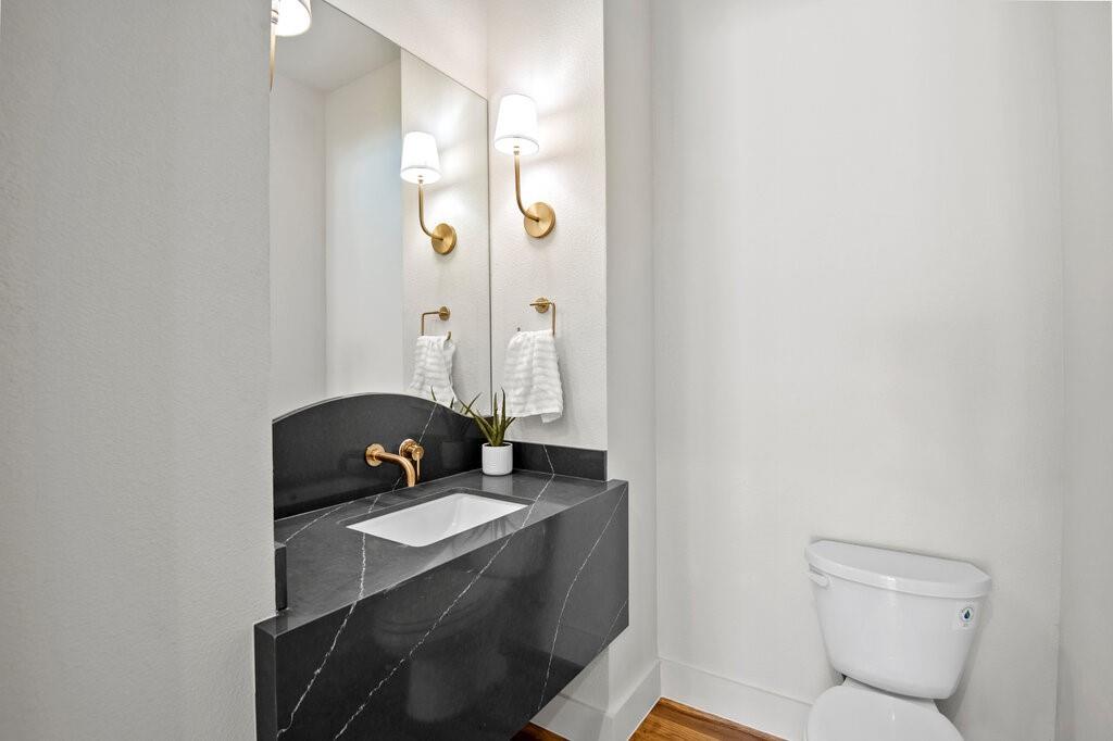 Estates atHidden Crk - Residential