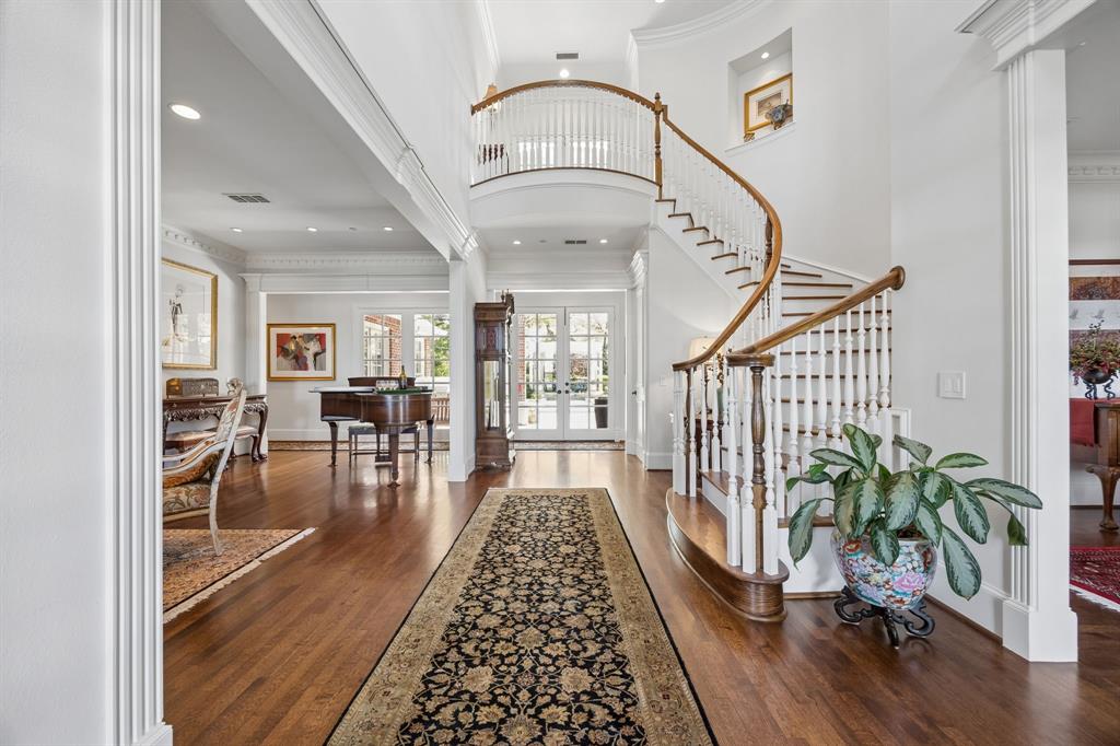 Forest Hills - Residential