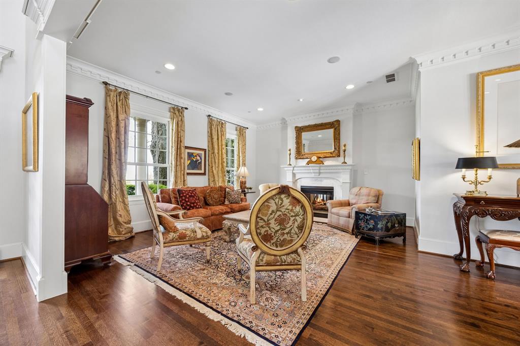 Forest Hills - Residential