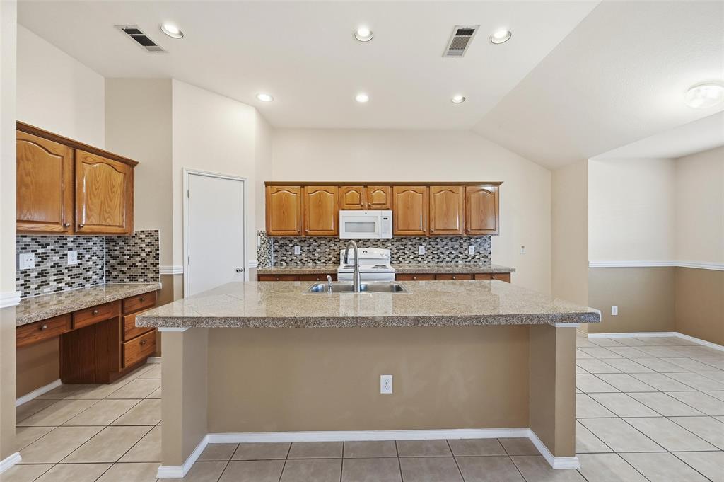 Meadow Vista Estates Add - Residential Lease