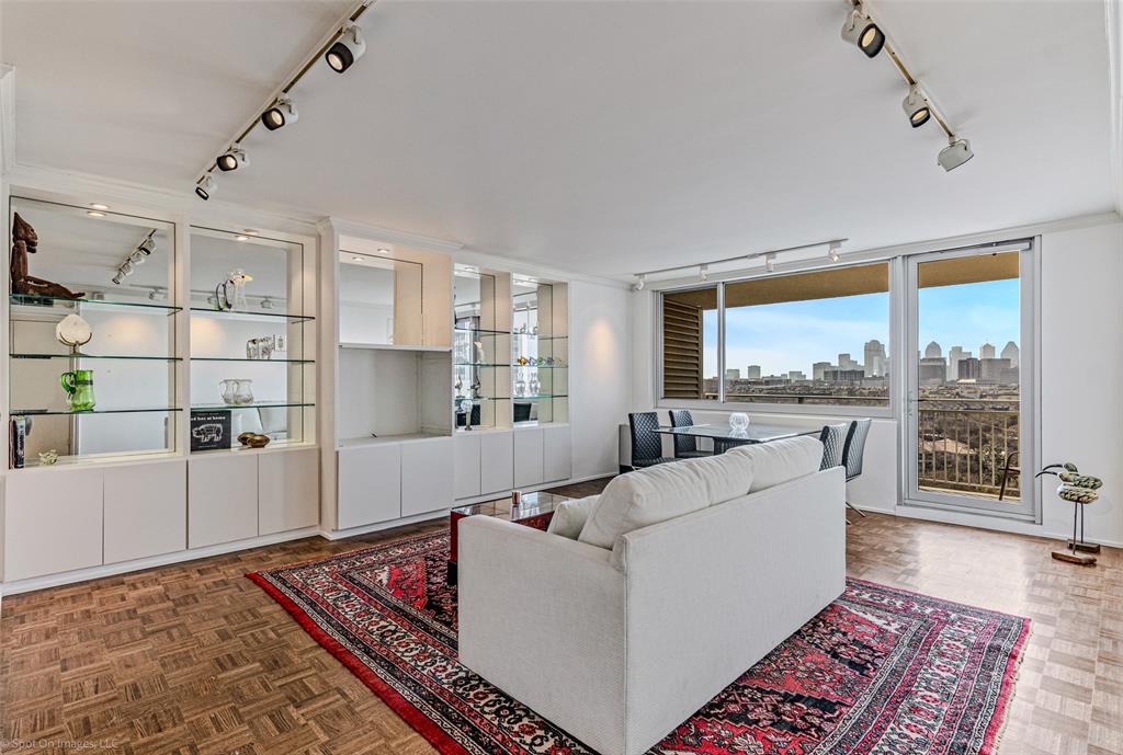 3883 Turtle Creek Boulevard 1507