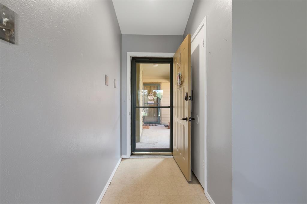 5909 Lake Hubbard Parkway 211