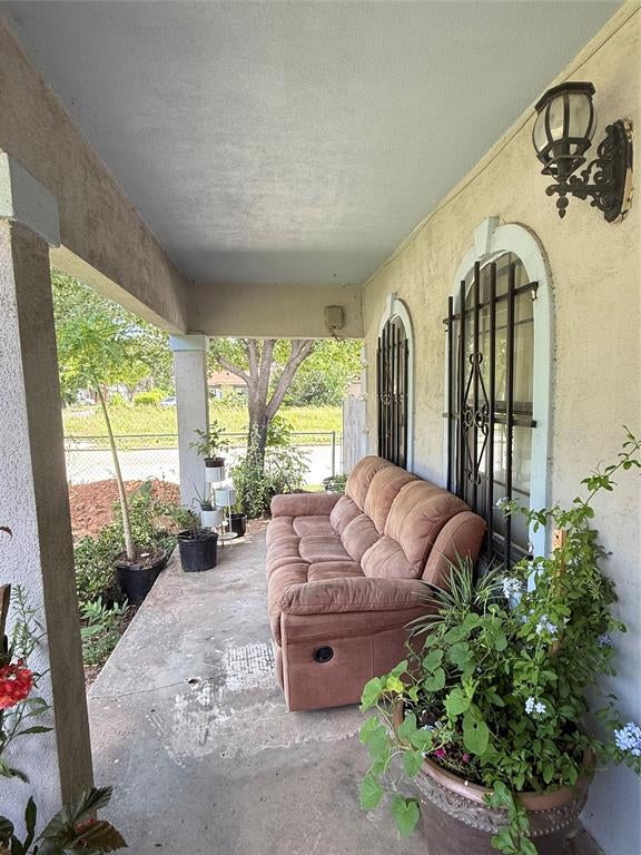 2922 Reed Lane