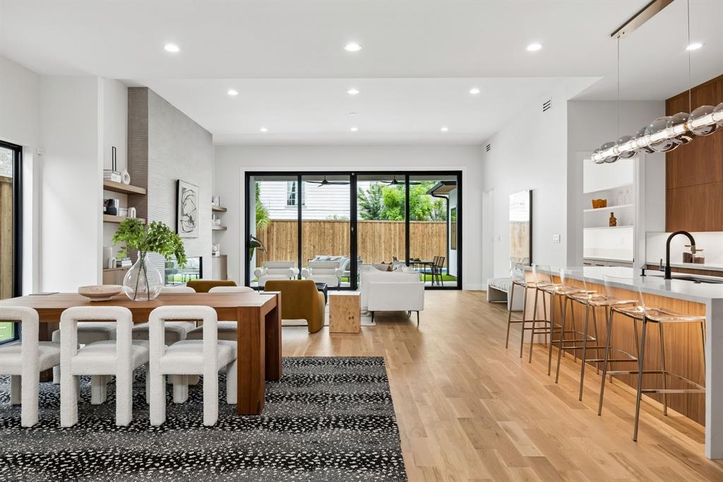 Wilshire Heights - Residential