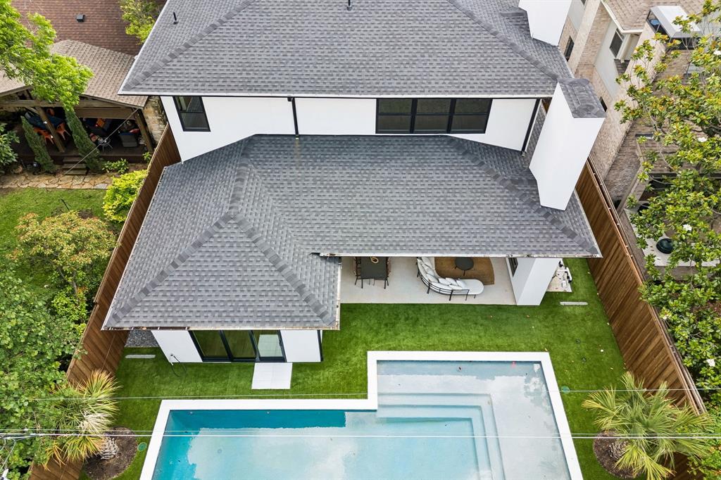 Wilshire Heights - Residential