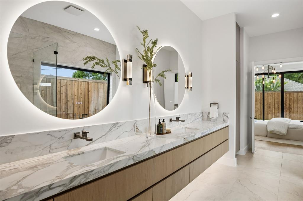Wilshire Heights - Residential
