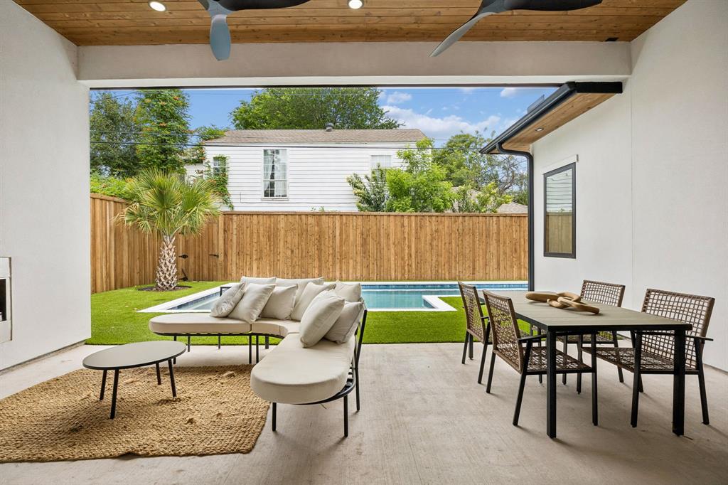 Wilshire Heights - Residential