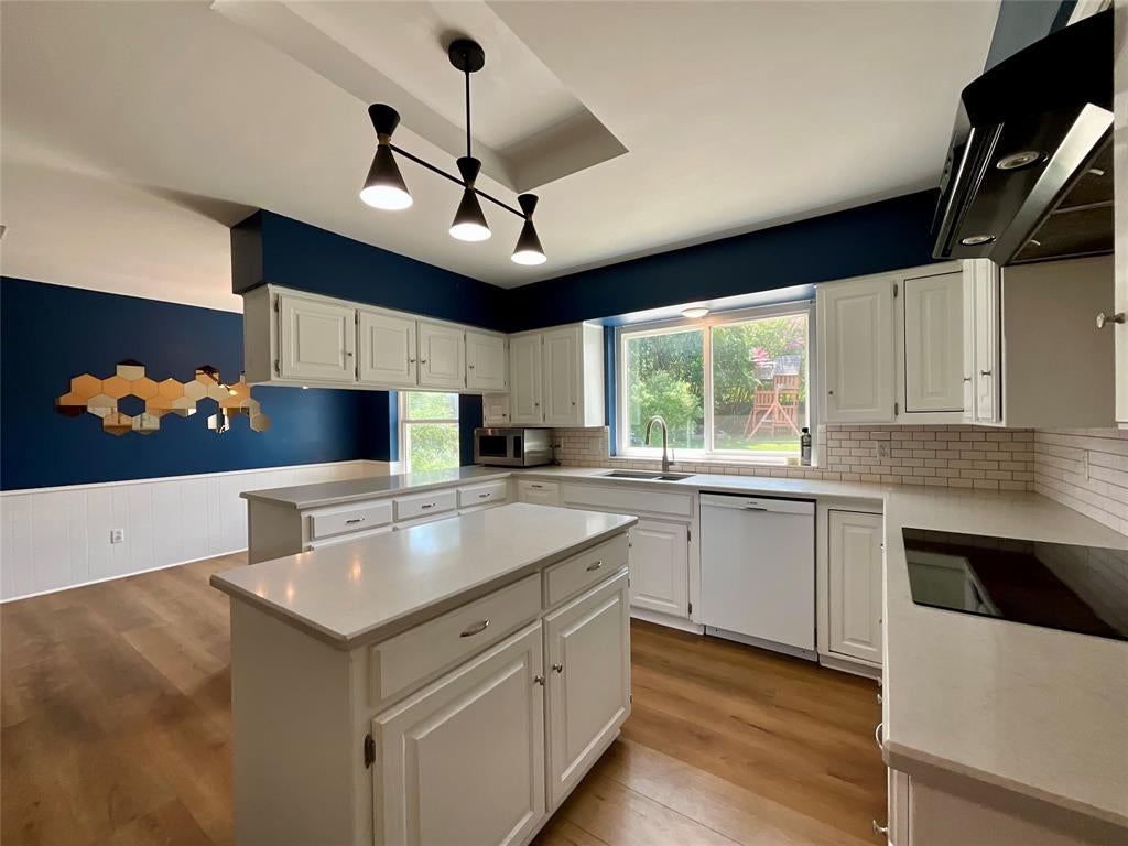 3705 Cobblestone Court
