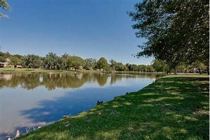 Parkway Village Sec One - Residential