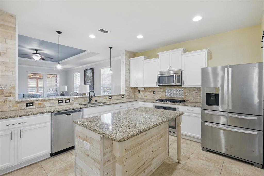 305 Balboa Court