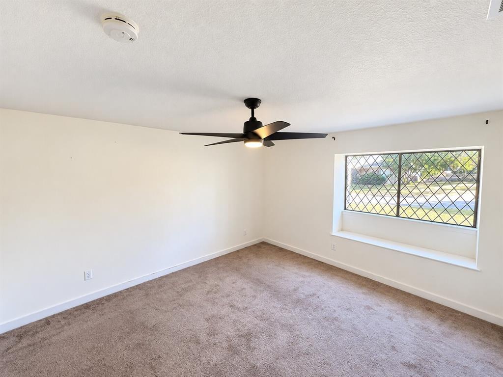 207 Meadowdale Drive
