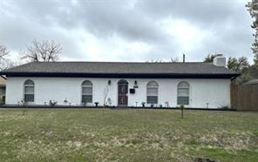 Charming Four-Bedroom, Three-Bathroom Home with Modern Updates! Located in CROWLEY ISD. Easy Access to I-35 & I-20.This lovely  home offers a perfect blend of classic charm and contemporary updates.  Freshly painted, Interior & exterior,  Inviting Open floor plan. Includes, 4 large bedrooms.  Enjoy entertaining in your brand New kitchen featuring, All New Stainless steel appliances with a Gas Cooktop, Custom Cabinetry, Quartz Countertops & large island ready for family gatherings. Tile flooring in main living areas, New Carpet in all bedrooms. Cozy living area with a gas starter fireplace. Beautifully updated bathrooms, with all new modern finishes. Driveway access to the backyard perfect for parking large vehicles, trailers, RVS, Boats, there is room for it all! 
Don’t miss the opportunity to make this beautifully updated property your new home!