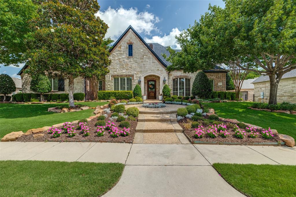 2521 FAIR OAKS Lane