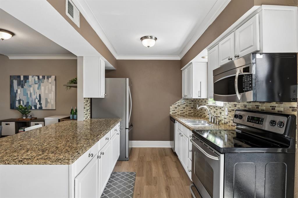 7730 Meadow Road 205