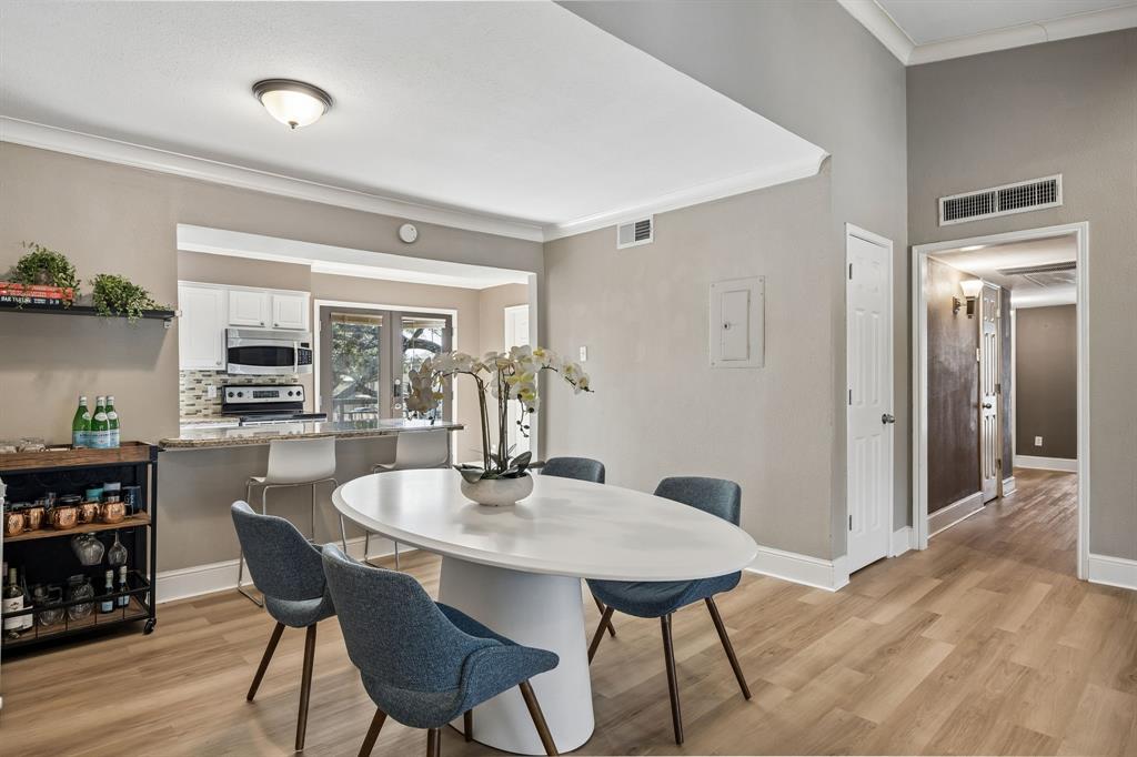 Paradiso Condominiums Ph 2 - Residential