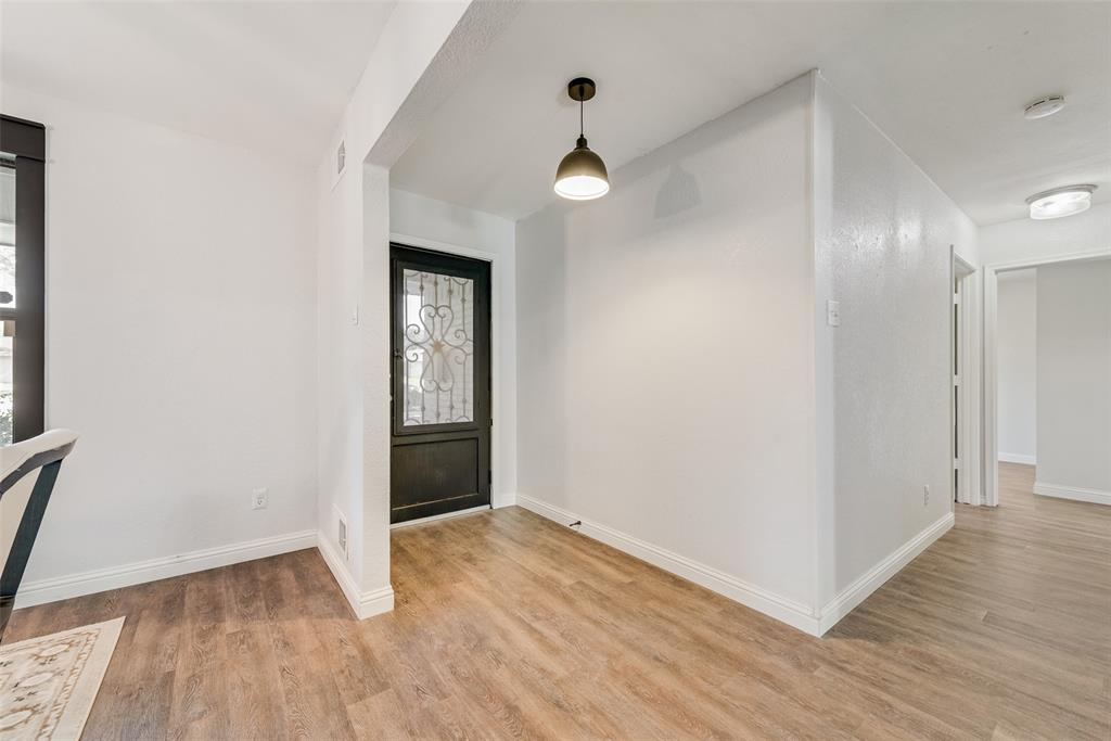 3566 Royal Lane