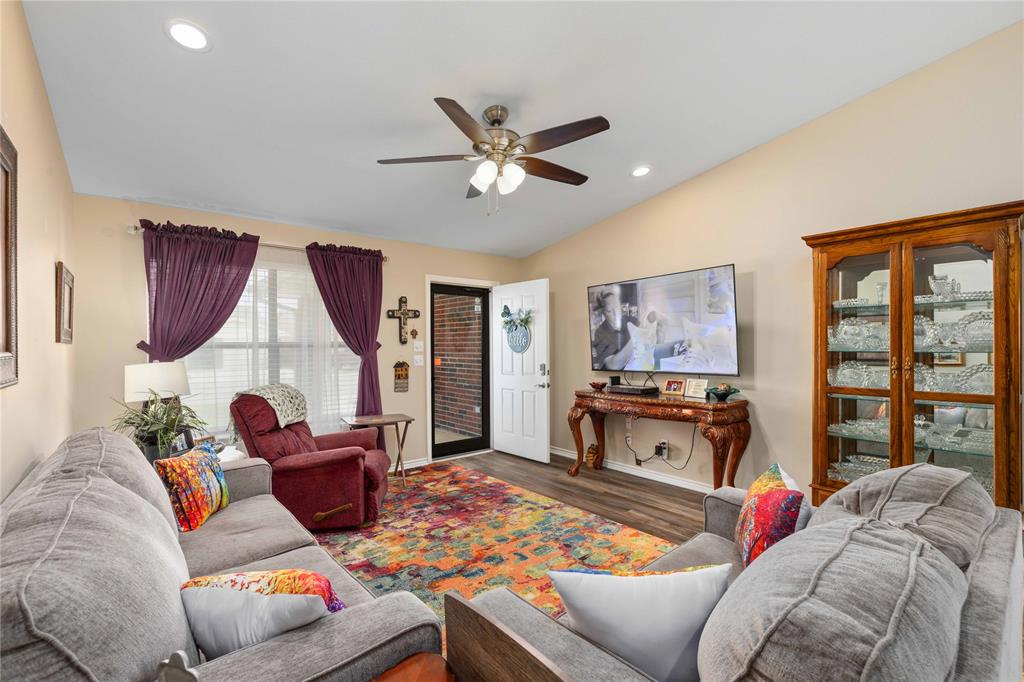 Ridgewood Gardens - Residential
