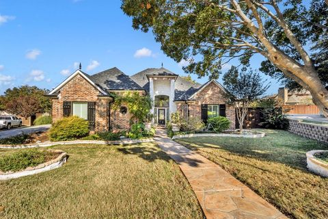 2405 Deer Run Court Heath TX 75032