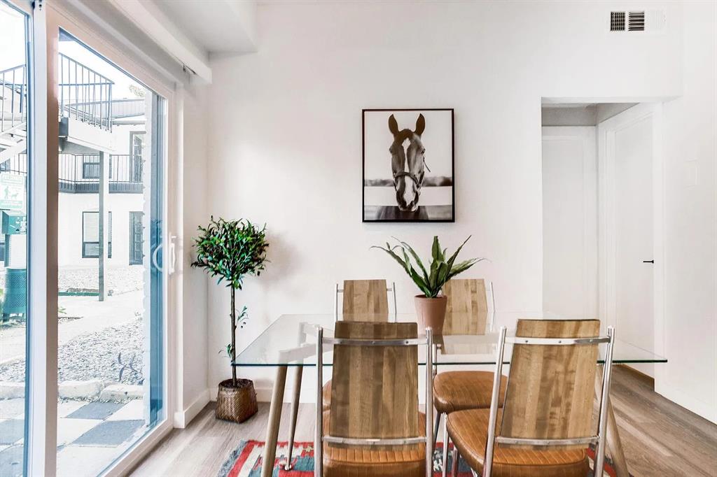 Bowser & Lemmons Oak Lawn - Residential Lease