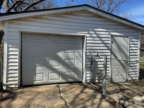 Tiny photo for 723 Leyenda Drive, Mesquite, TX 75149 (MLS # 21183713)