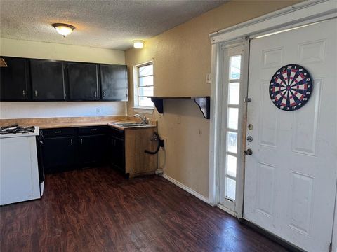 Tiny photo for 723 Leyenda Drive, Mesquite, TX 75149 (MLS # 21183713)