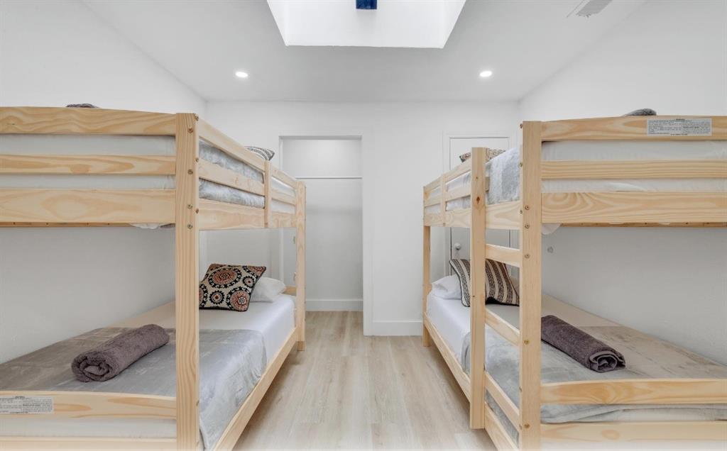 Silvertree Square - Residential Lease