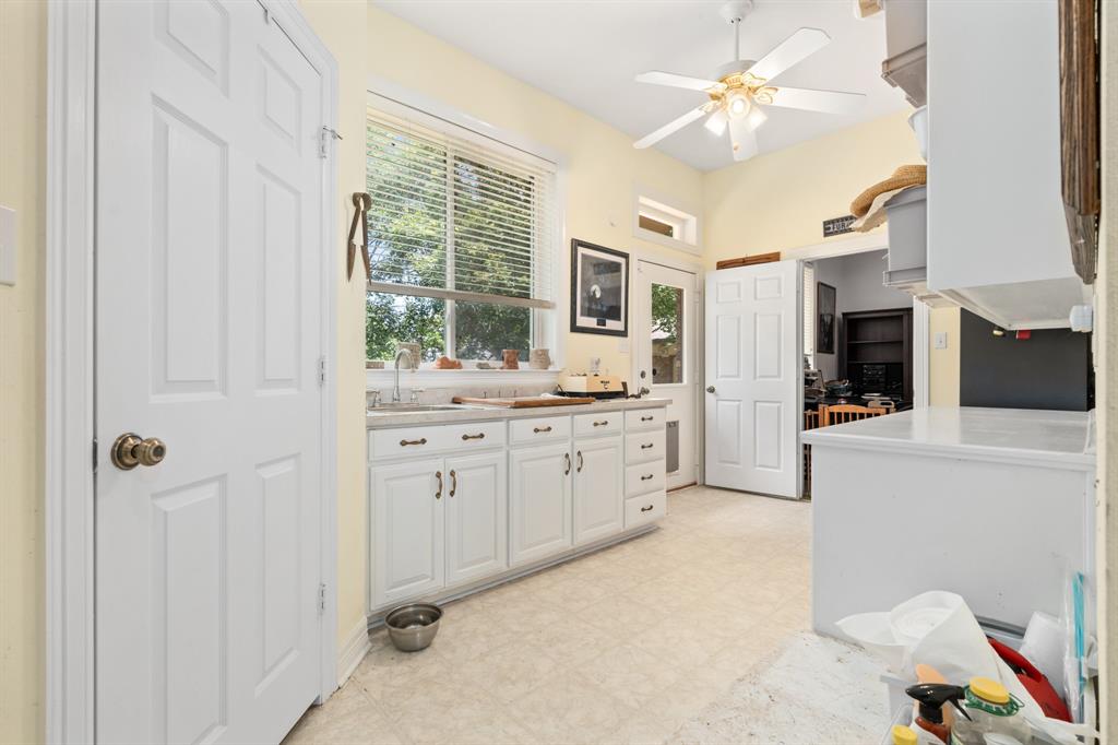 White Bluff #01 - Residential